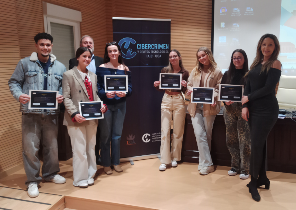 IMG Entrega de diplomas de la primera fase del Programa CIBERIS