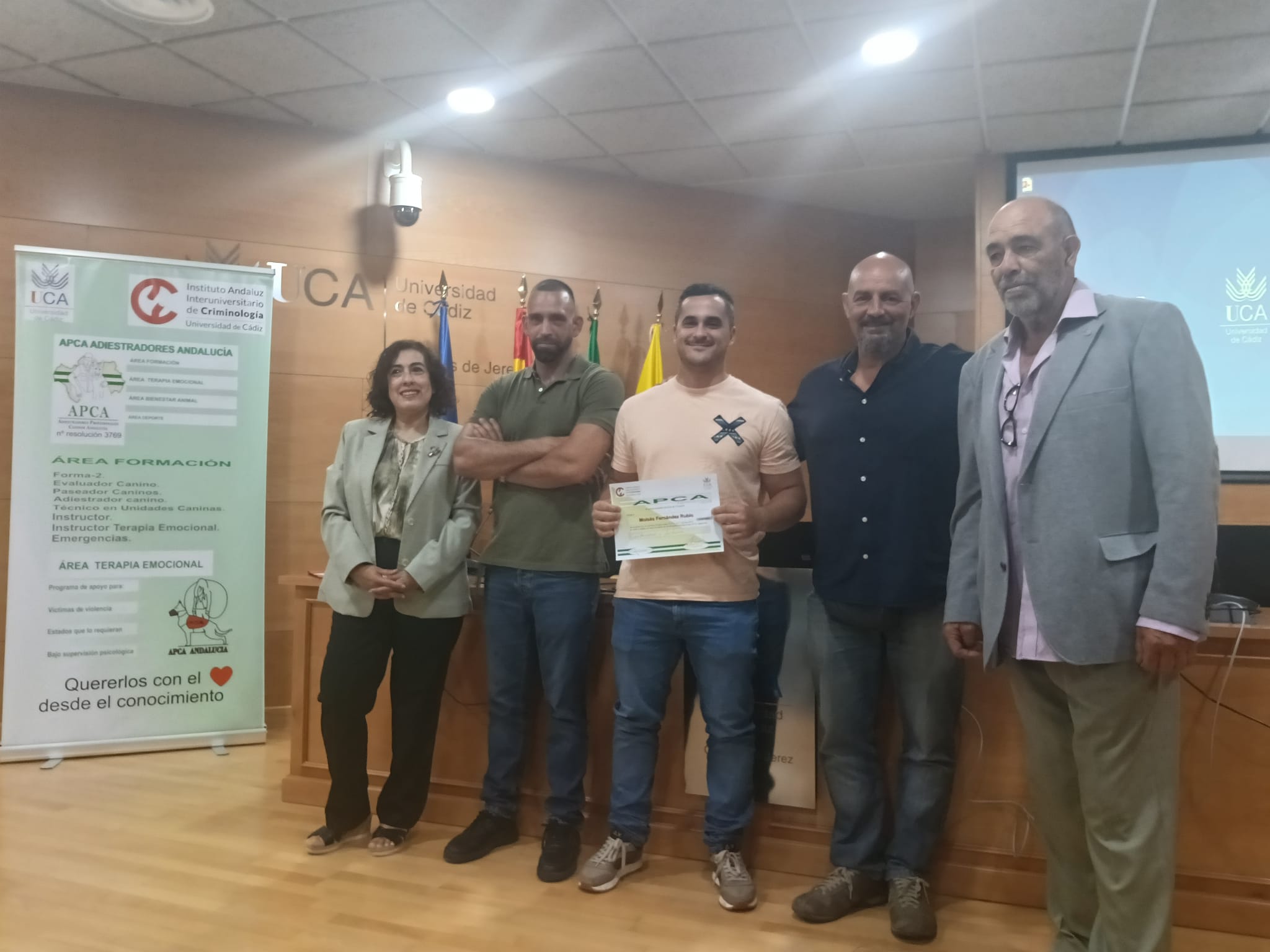 Finaliza el Curso de Formación de Monitores en Perro de Apoyo Emocional