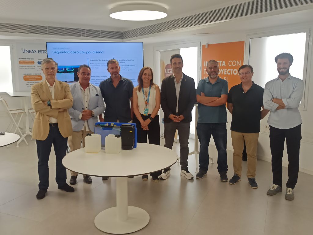 La Cátedra 720º Checking Risk, adscrita al IAIC, presenta el dispositivo FDR System para la descontaminación de combustibles almacenados
